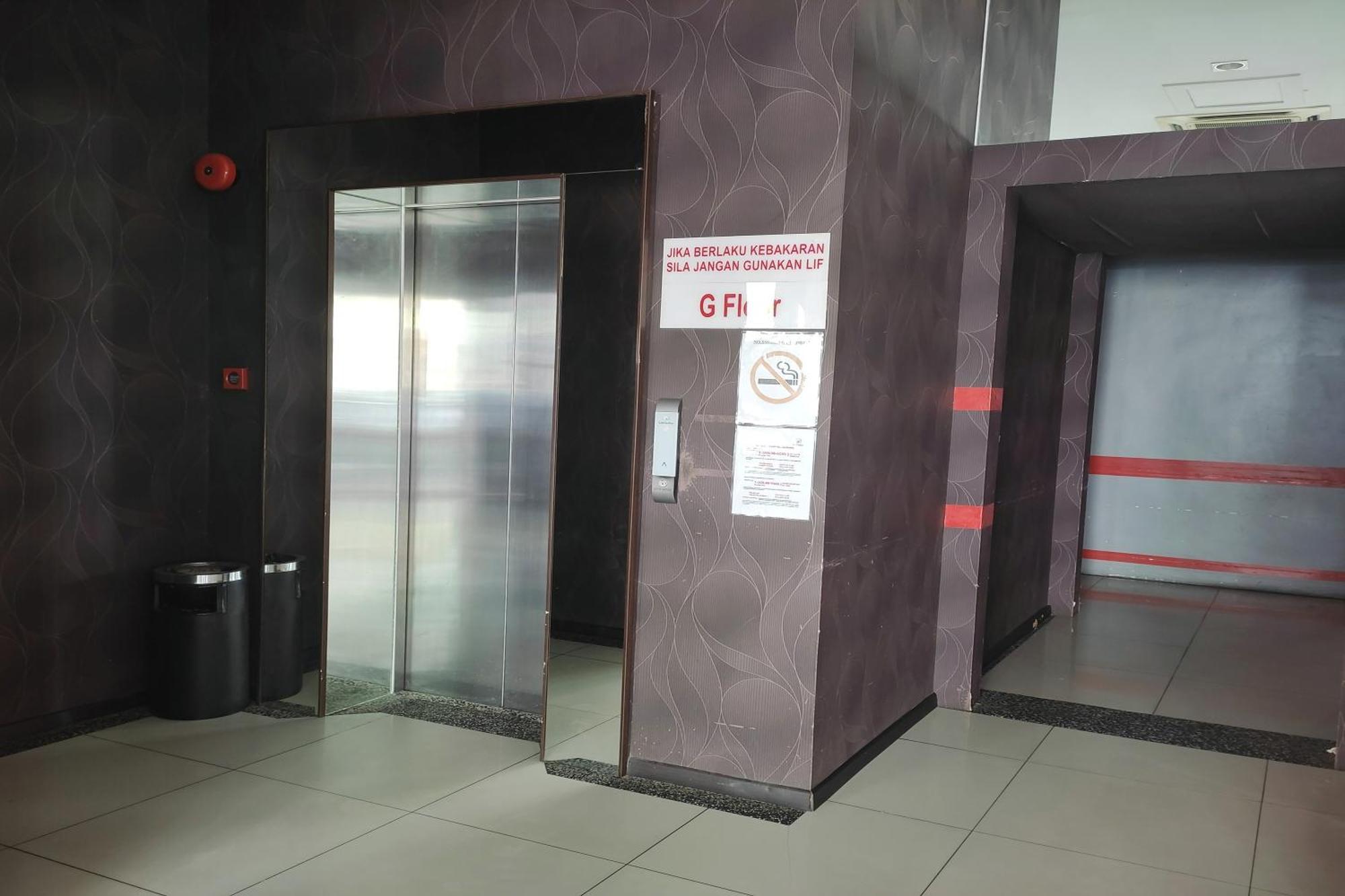 Hotel D'New 1 Kk Sabah Donggongon Exteriör bild