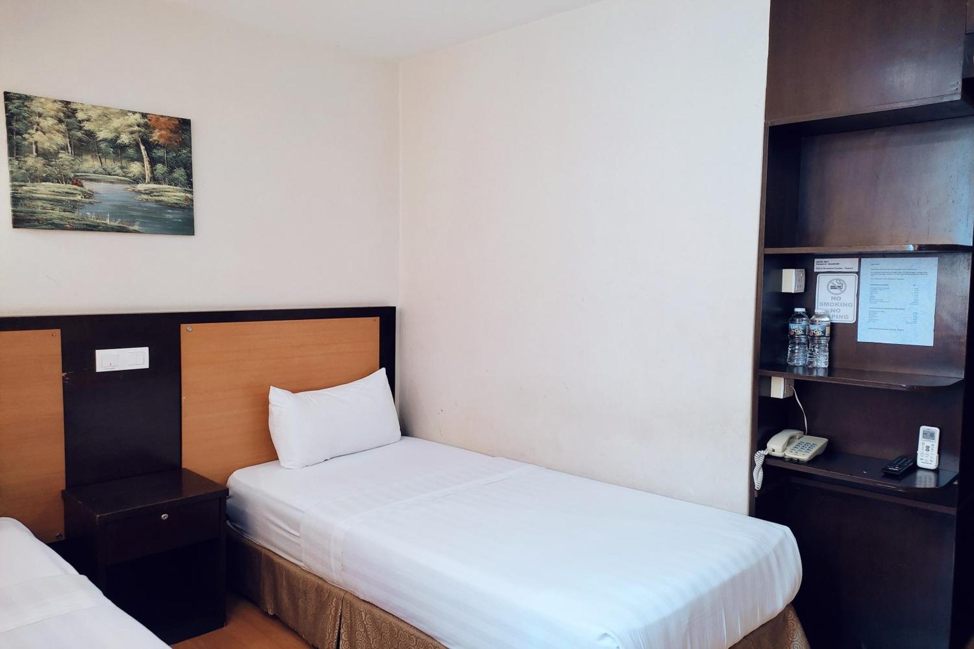 Hotel D'New 1 Kk Sabah Donggongon Exteriör bild